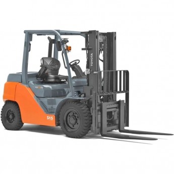 Дизельный вилочный погрузчик TOYOTA 4FD100