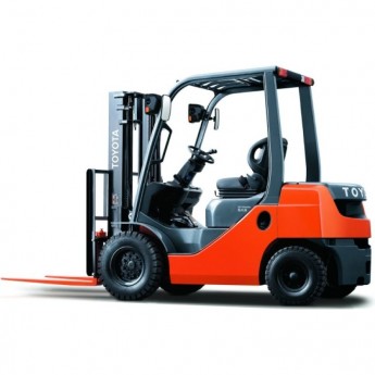 Дизельный вилочный погрузчик TOYOTA 62-8FDF25