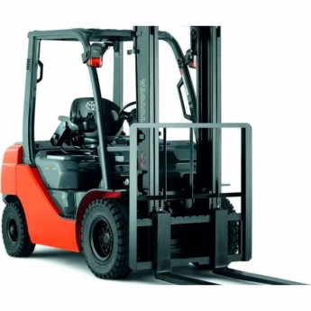 Бензиновый вилочный погрузчик TOYOTA 8FGF32